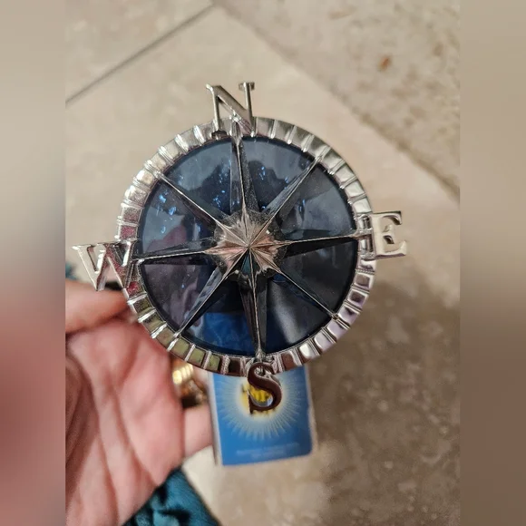 6 Bath And Body Wallflower Plugs - Picture 2 of 7